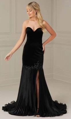 Christina Wu Elegance 17118 - Sweetheart Velvet Evening Dress -Hot Sale WEDDING Store christina wu elegance 17118 sweetheart velvet evening dress evening dresses 32334479327315