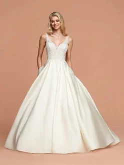 Da Vinci Bridal - V-Neck Pleated Bridal Ballgown 50580 - 1 Pc Ivory In Size 06 Available