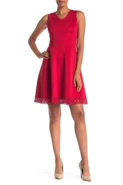 Donna Ricco - DR50487 V Neck Sleeveless Cocktail Dress With Lace Hem