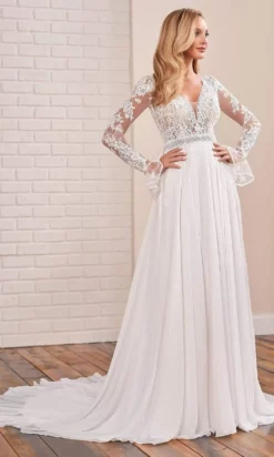 Enchanting By Mon Cheri - 221165 Long Sleeve Laced Flowy Dress
