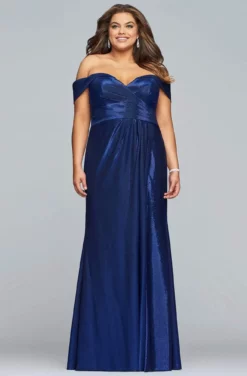 Faviana - 9457 Pleated Off-Shoulder Metallic Jersey Sheath Dress