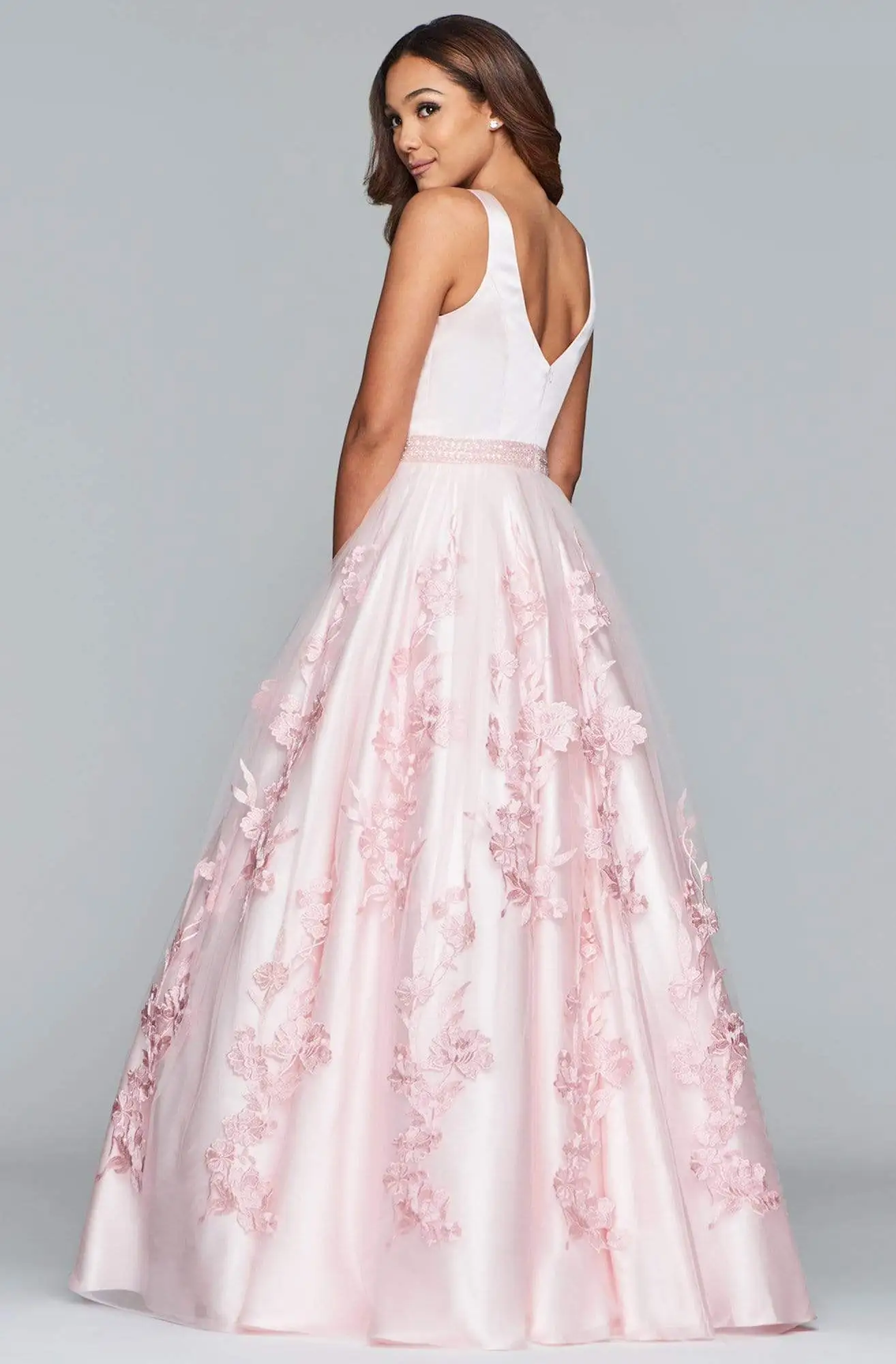 Faviana - S10230 Sleeveless Deep V-neck Satin Tulle Applique Ballgown 2 Faviana - S10230 Sleeveless Deep V-neck Satin Tulle Applique Ballgown - Image 2