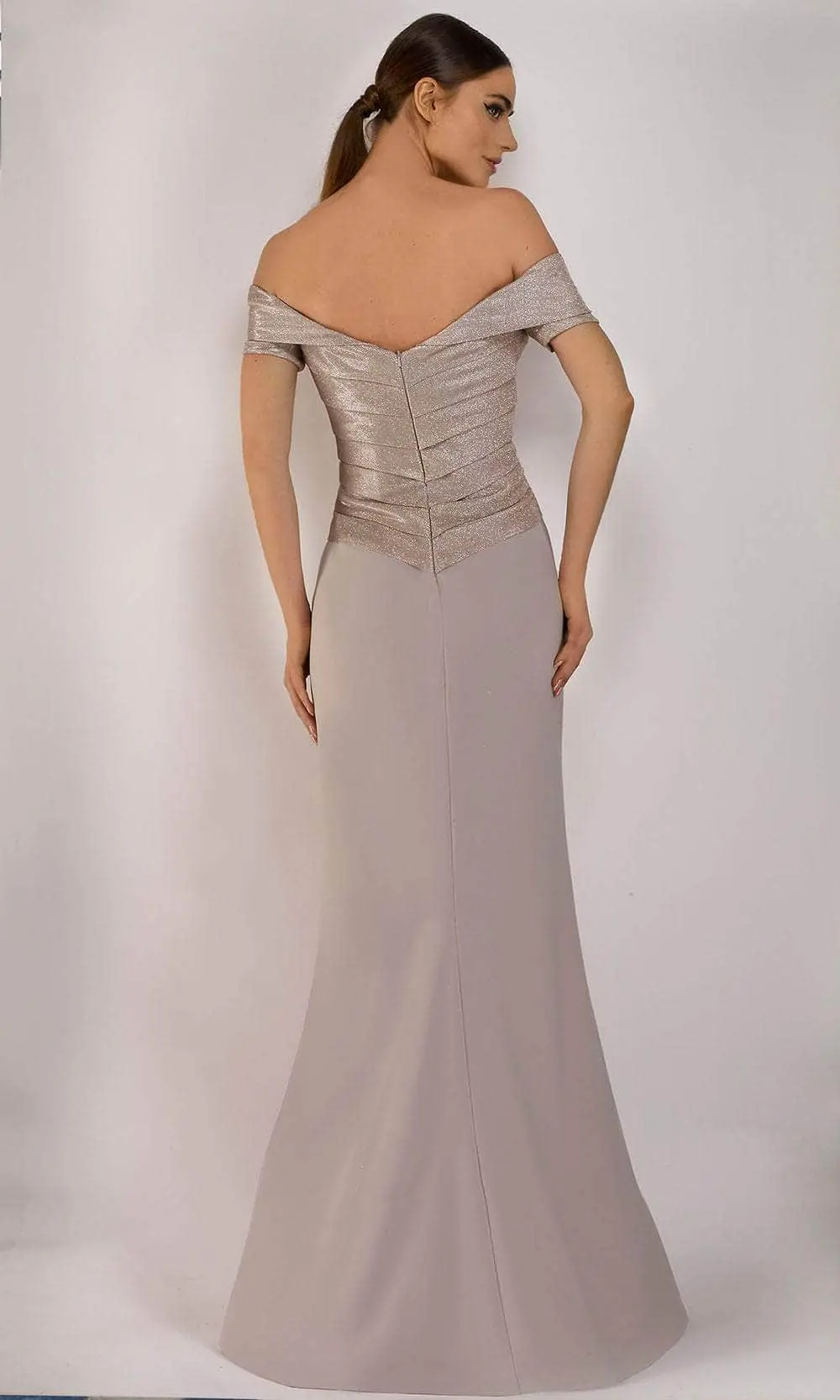 Janique - 5021 Shimmer Off Shoulder Metallic Mermaid Gown 2 Janique - 5021 Shimmer Off Shoulder Metallic Mermaid Gown - Image 2