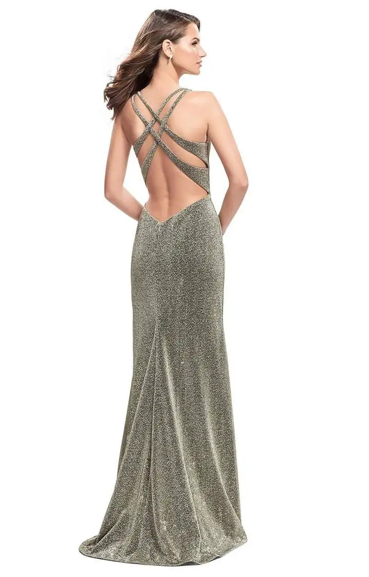 La Femme - 25901SC Deep Sweetheart Long Sheath Dress - 1 Pc Silver/Gold In Size 0 And 2 Pcs Turquoise/Multi In Size 2 Available 2 La Femme - 25901SC Deep Sweetheart Long Sheath Dress - 1 Pc Silver/Gold In Size 0 And 2 Pcs Turquoise/Multi In Size 2 Available - Image 2