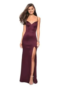 La Femme - Plunging Sweetheart Stretch Satin Trumpet Dress 27758 - 1 Pc Burgundy In Size 00 Available