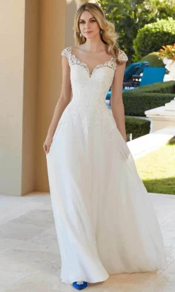 Mori Lee Bridal 5978 - Laced Short Sleeved Bridal Gown