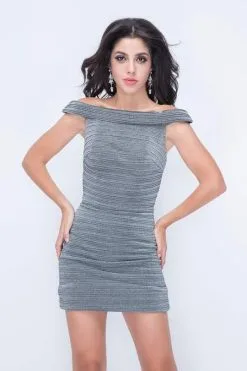 Nina Canacci - 524 Off-Shoulder Fitted Cocktail Dress
