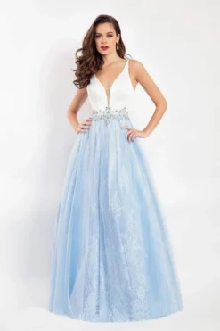 Rachel Allan - 6114 Plunging Sweetheart Ornate Tulle Gown