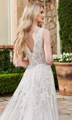 Rachel Allan - M790 Plunging Neck Soft Tulle Bridal Gown -Hot Sale WEDDING Store rachel allan m790 plunging neck soft tulle bridal gown special occasion dress 28455402307667