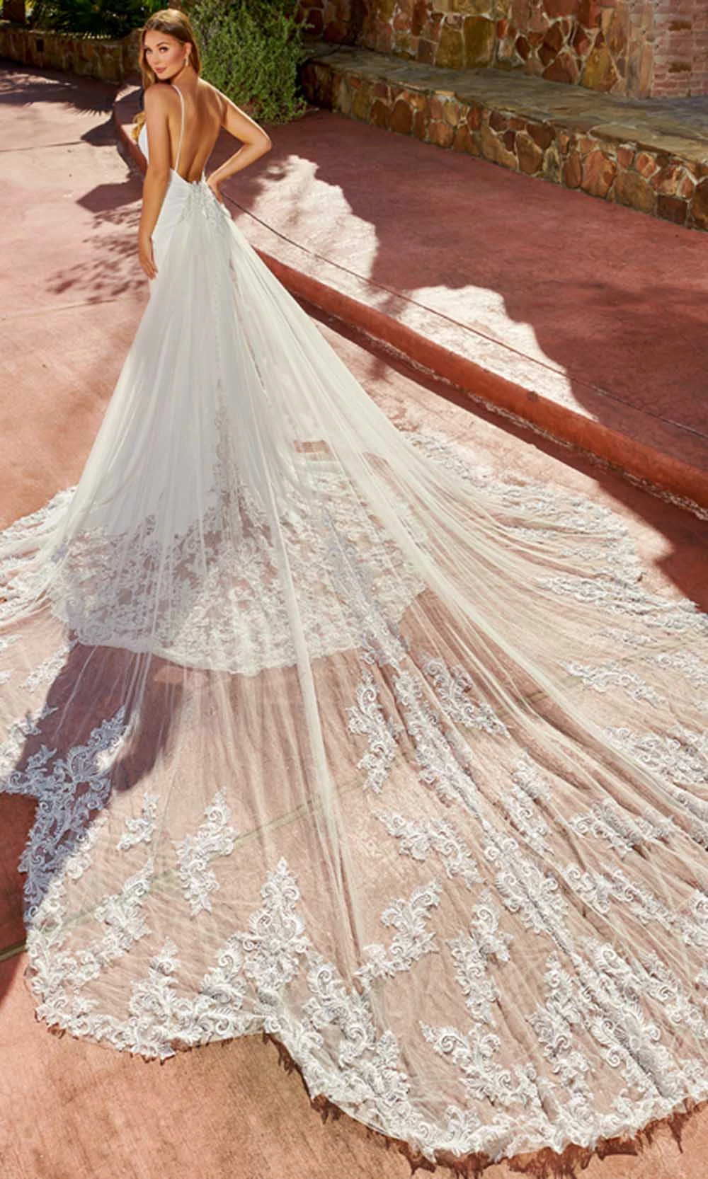 Rachel Allan Bridal Rachel Allan M818 - Mermaid Cathedral Train Bridal Gown 3 Rachel Allan Bridal Rachel Allan M818 - Mermaid Cathedral Train Bridal Gown - Image 3