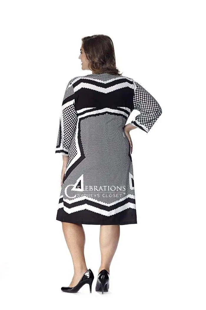 Sydney's Closet - CE1515 Plus Size Dress In Black/Cream Print 3 Sydney's Closet - CE1515 Plus Size Dress In Black/Cream Print - Image 3