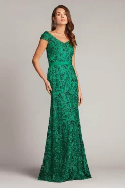Tadashi Shoji BVZ19827L - V-Neck Lace Dress -Hot Sale WEDDING Store tadashi shoji bvz19827l v neck lace dress special occasion dress 32166063669331