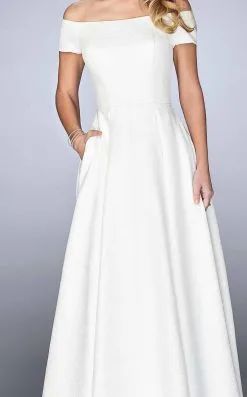 La Femme - Off-Shoulder Jacquard A-Line Evening Dress 24859SC - 1 Pc Black In Size 6 Available -Hot Sale WEDDING Store la femme off shoulder jacquard a line evening dress 24859sc 1 pc black in size 6 available ccsale 5558372859961